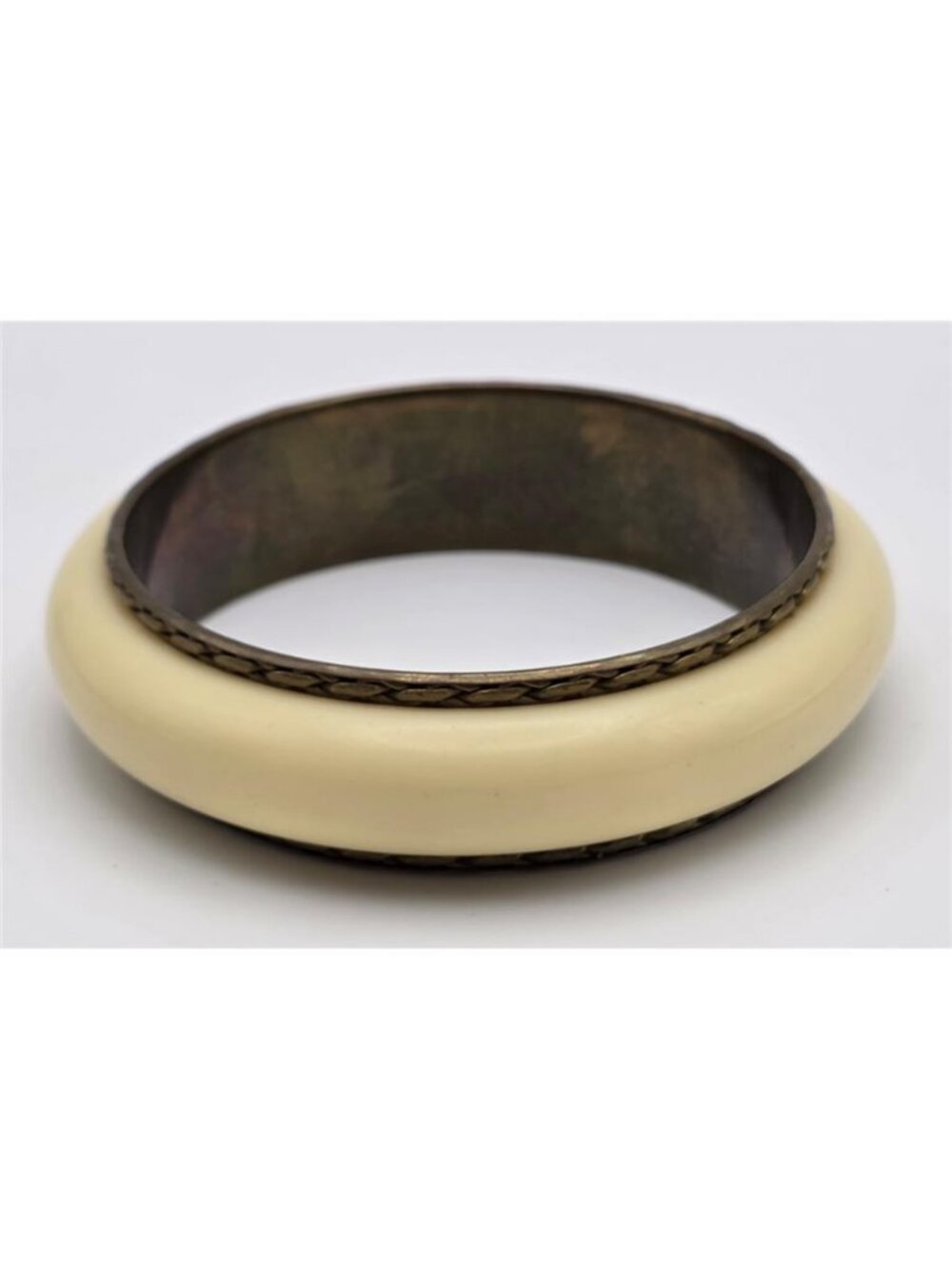 Vintage Cream Lucite Brass Bangle Bracelet 8 In 20mm Wide